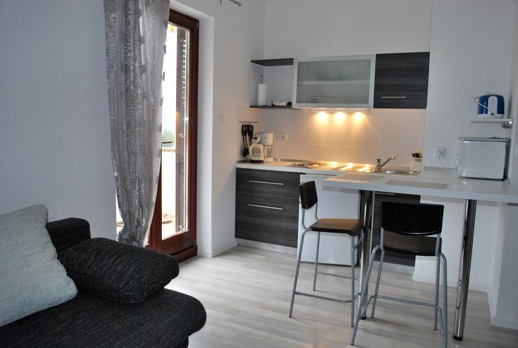 House Anita Apartment คิร์ก ภายนอก รูปภาพ